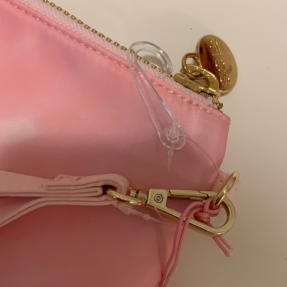 ONE LEFT! 🎉 Stoney Clover Lane x Target Tie-Dye Flat Pouch - Picture 7 of 8